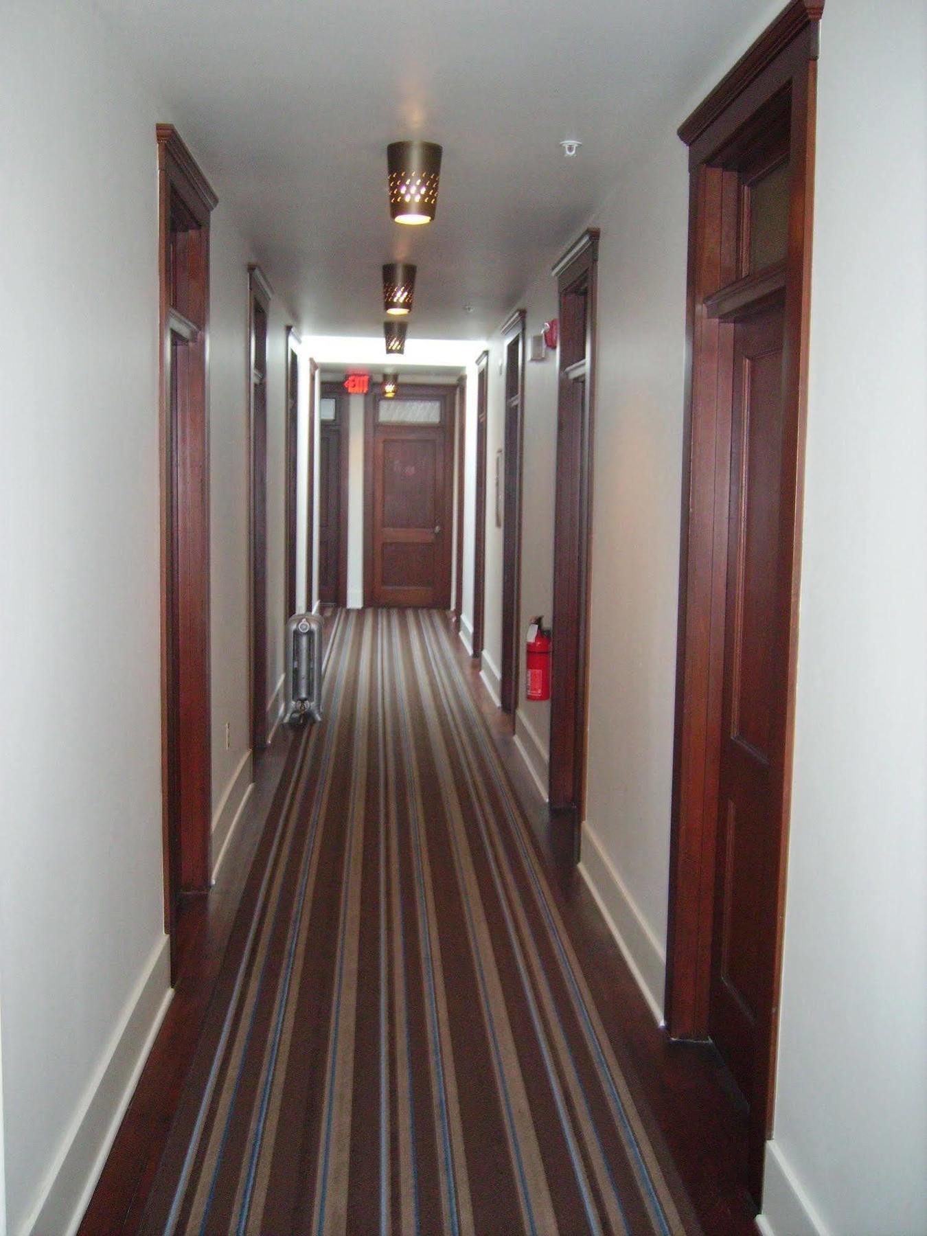Commodore Hotel อัสตอเรีย ภายนอก รูปภาพ